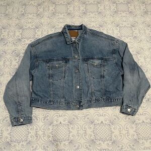 American Eagle Outfitters Light Blue Denim Jacket